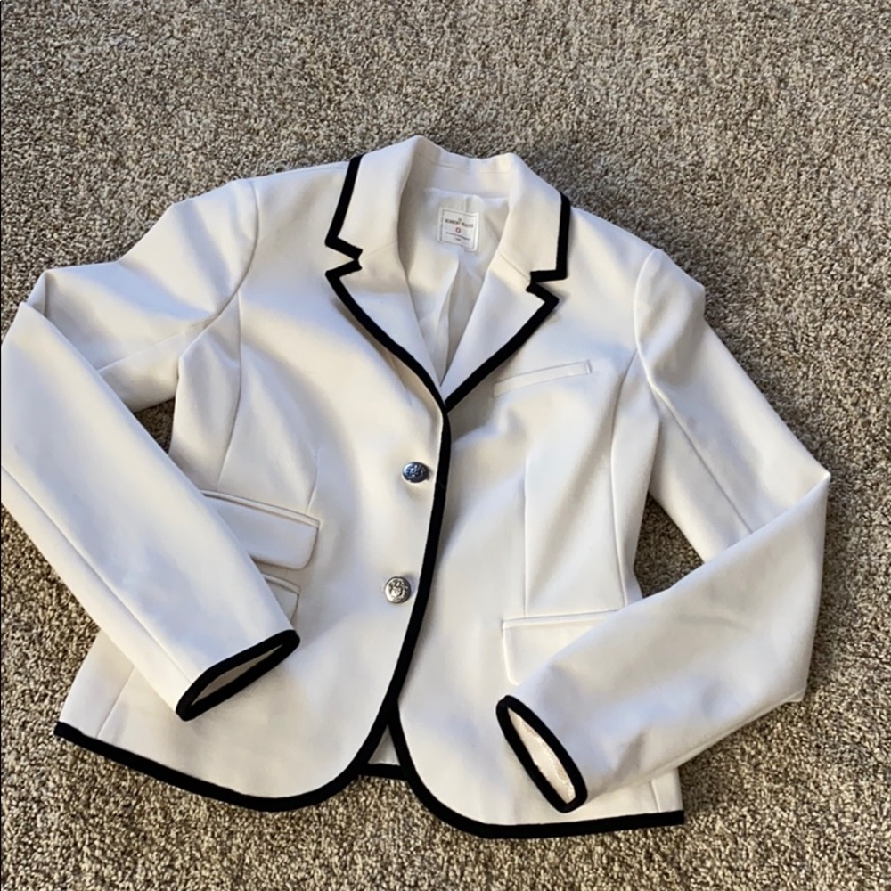 White & black academy blazer